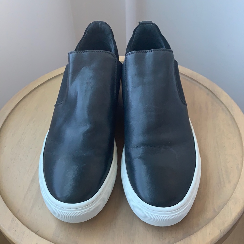 Supply sneakers